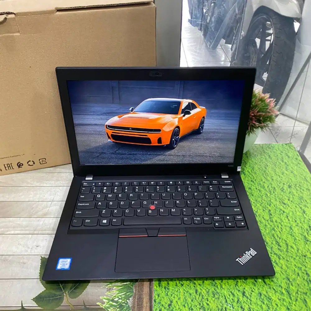 Lenovo Thinkpad X280 Core i5-8250U RAM 8GB SSD 256GB 12.5 HD Win 10