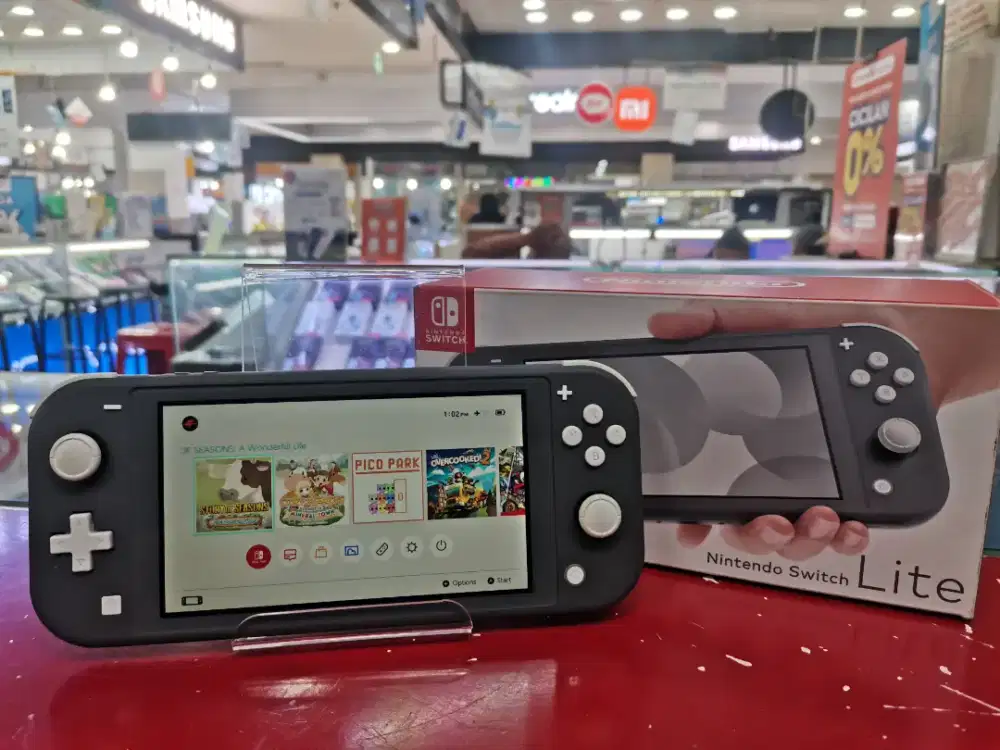 Nintendo Switch Lite Grey 128GB

Kelengkapan fullset