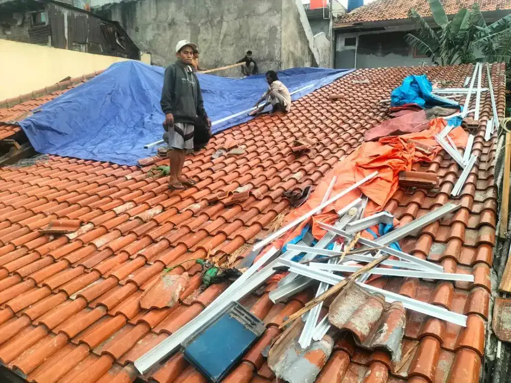 Jasa perbaikan atap bocor talang air, dan dak rembes