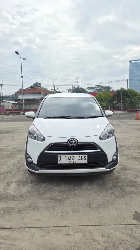 SIENTA 1.5 V AT/ MATIC 2018