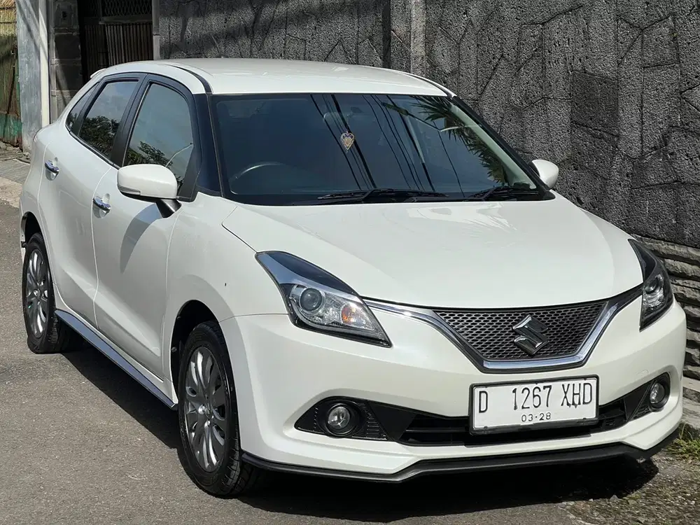 Baleno AT 2017 KM80rb Putih