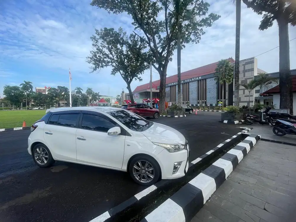 Toyota yaris Matic 2016 pribadi
