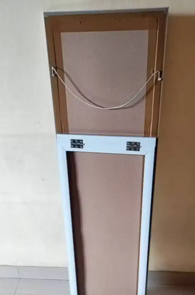 Kaca full body ,bisa gantung