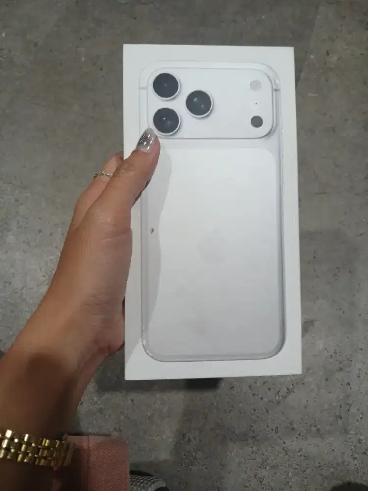 Iphone 17 Pro 256GB New Unit Ibox BNIB bergaransi bisa dicicil (Nepis)