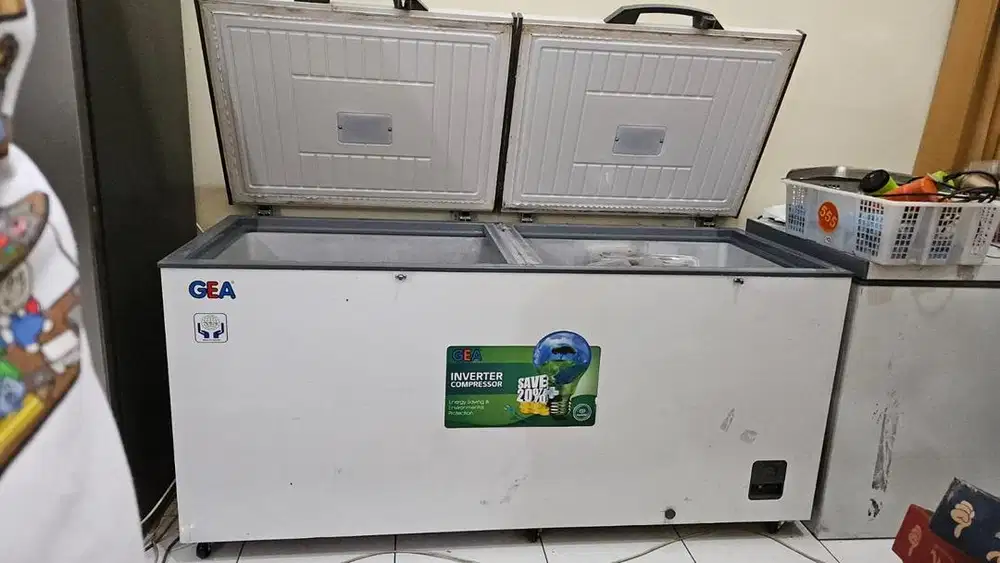 Freezer Gea Second GEA CHEST FREEZER INVERTER [600 L]