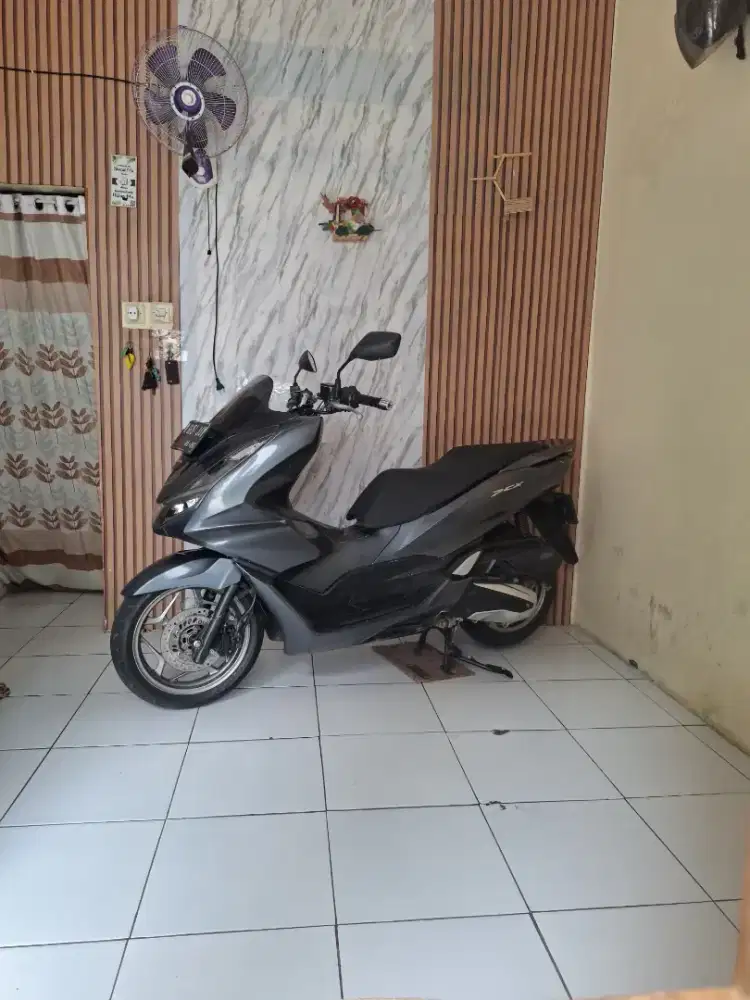 Honda PCX 160 CBS Tahun 2021