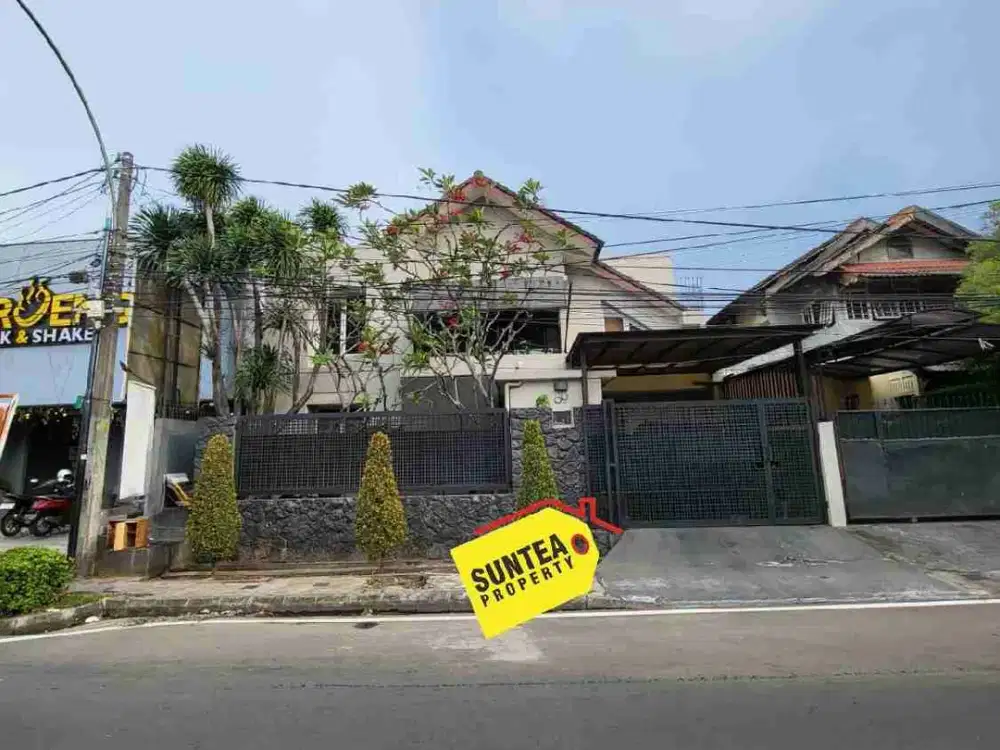 Rumah Luas Pinggir Jalan area Strategis Untuk Usaha di Bintaro