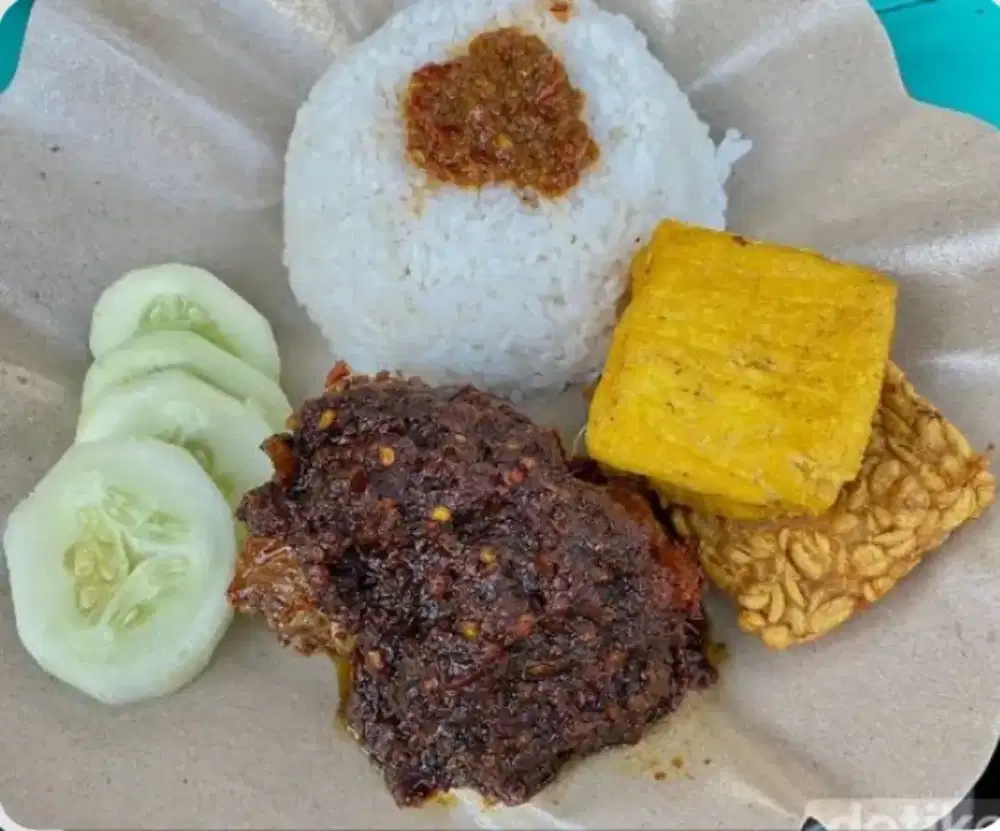 Bebek goreng bumbu hitam