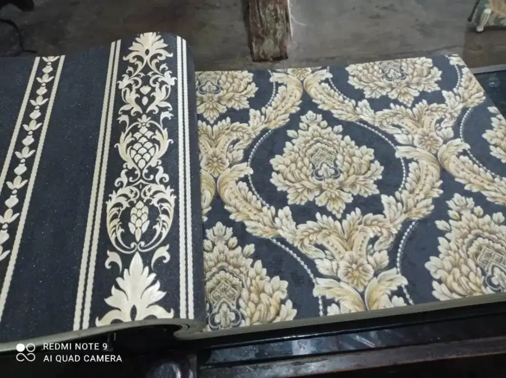 Wallpaper dinding premium