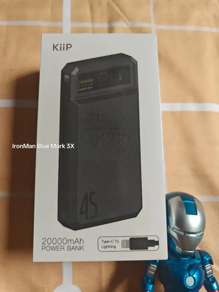 KIIP E59 Power Bank Magnetic Cable 45w fast charging 20000 mAH iPhone