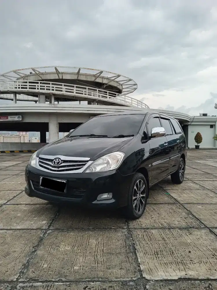 Kijang Innova G 2.0 Bensin Matic 2009 Terawat