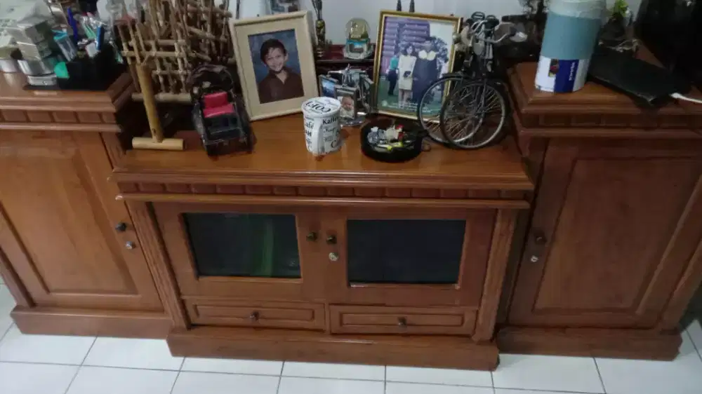 BUFFET LACI KACA 2 PINTU JATI ASLI
