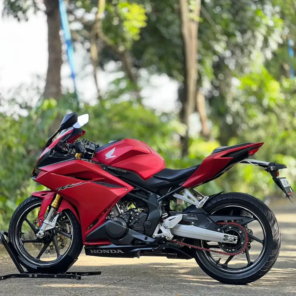 HONDA CBR250RR NON ABS MERAH DOFF 2018 KM LOW PAJAK ON SIAP RIDING