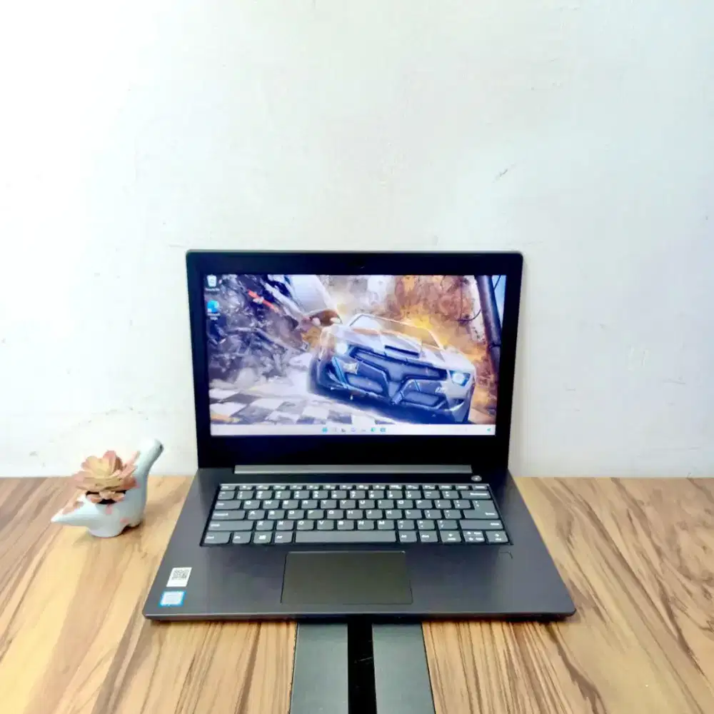 LENOVO V330 INTEL CORE I5 8250U 8GB SSD 256GB 14.0INCH