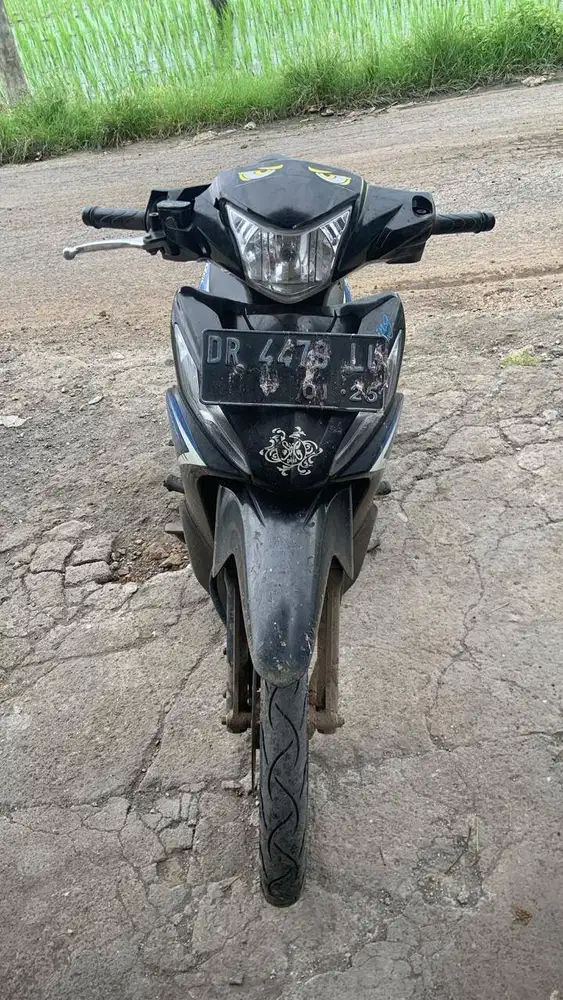 (JEROWARU) HONDA REVO TAHUN 2015