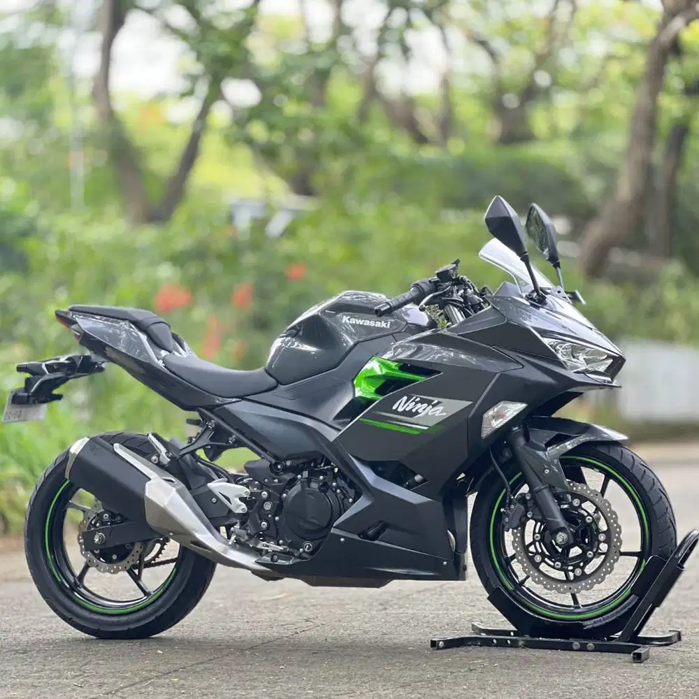 KAWASAKI NEW NINJA 250 FI 2024 GREY KM 2K PAJAK PANJANG FULL ORI