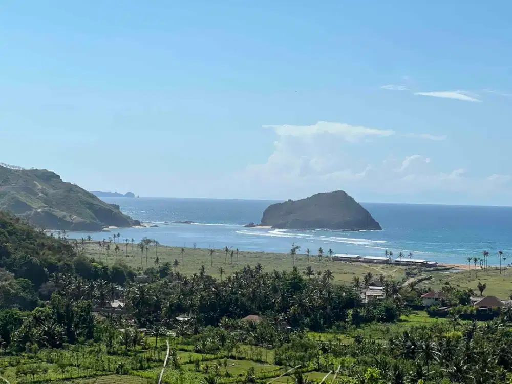 tanah murah dekat pantai areguling Lombok. full view. Cocok untuk villa