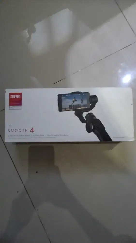 Zhiyun smoot 4 (Bekas pemakaian)