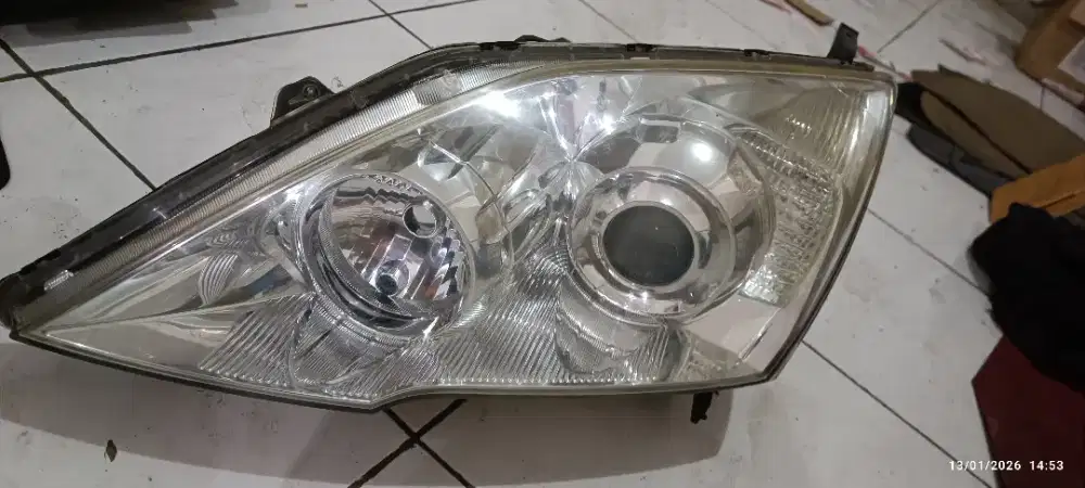 Mika lampu bekas CRV Gen 2 original sebelah kanan