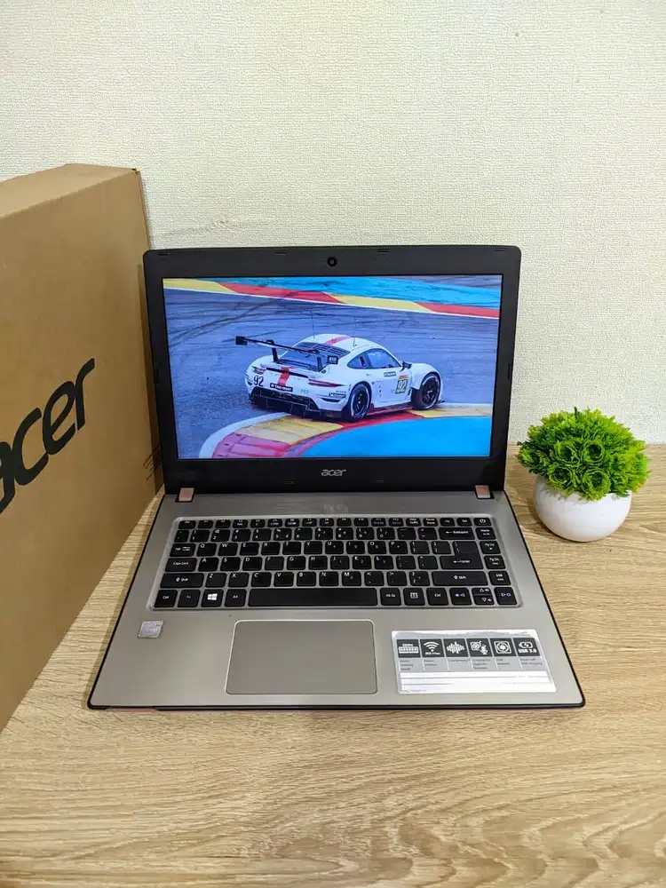 LAPTOP 2 JUTAAN ACER ASPIRE E14 INTEL CORE I3 RAM 4GB SSD 256GB 14FHD