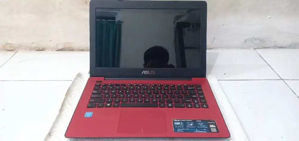 Laptop ASUS X453S, Merah SLIM, Celeron RAM 8GB HDD 500GB, SIAP PAKAI