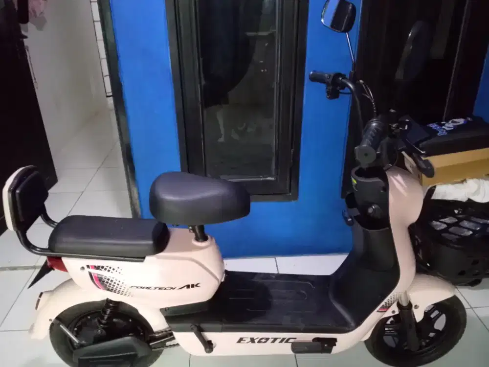 Sepeda Listrik Exotic