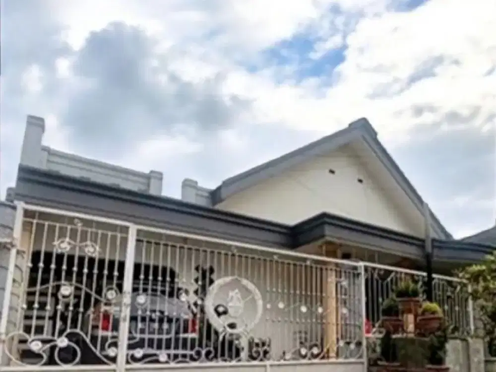 RUMAH HOOK BTN REJOMULYO KEDIRI