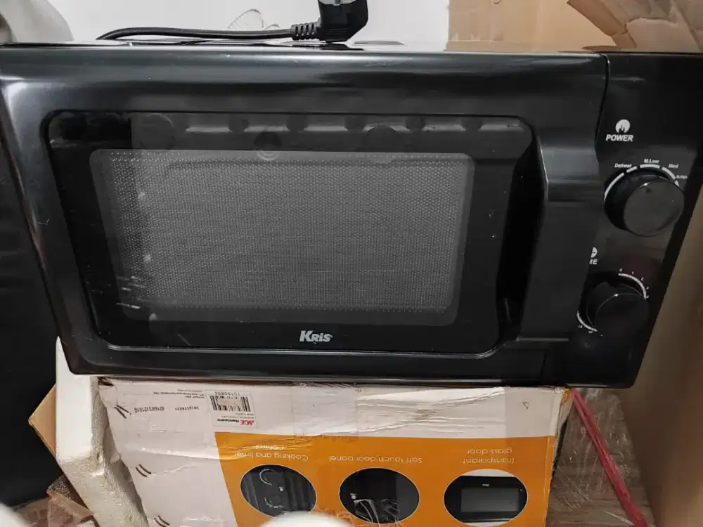 Jual cepat Microwave merk Kris 20lt
