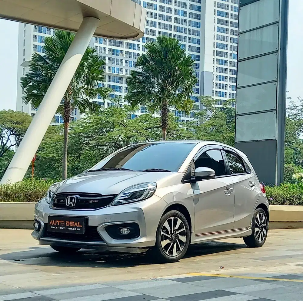 (Tdp 7jt Pjk 11/26) Honda Brio RS 1.2 CVT AT 2017 SUPER