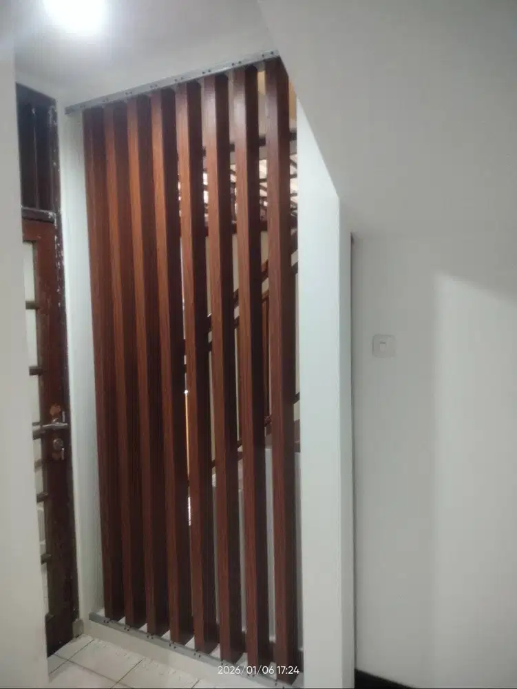 Furniture kantor gypsumn partisi WPc dan plafon gypsum