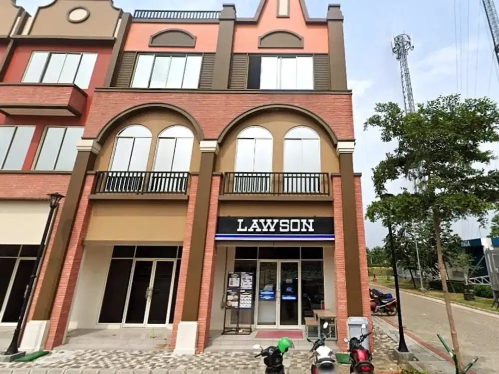 Ruko La Riviera Tipe Garden PIK 2 Samping Lawson Strategis