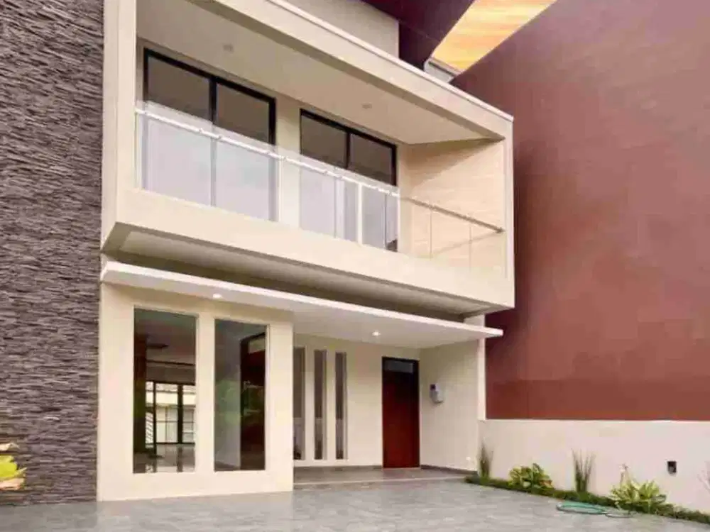 Rumah dijual siap huni kawasan DAGO bangunan bagus halaman luas SHM harga nego serius survey