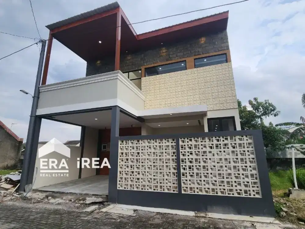 DIJUAL RUMAH 2 LANTAI DI SOLO BARU DEKAT RS DR OEN SOLO BARU, SEKOLAH AL AZHAR
