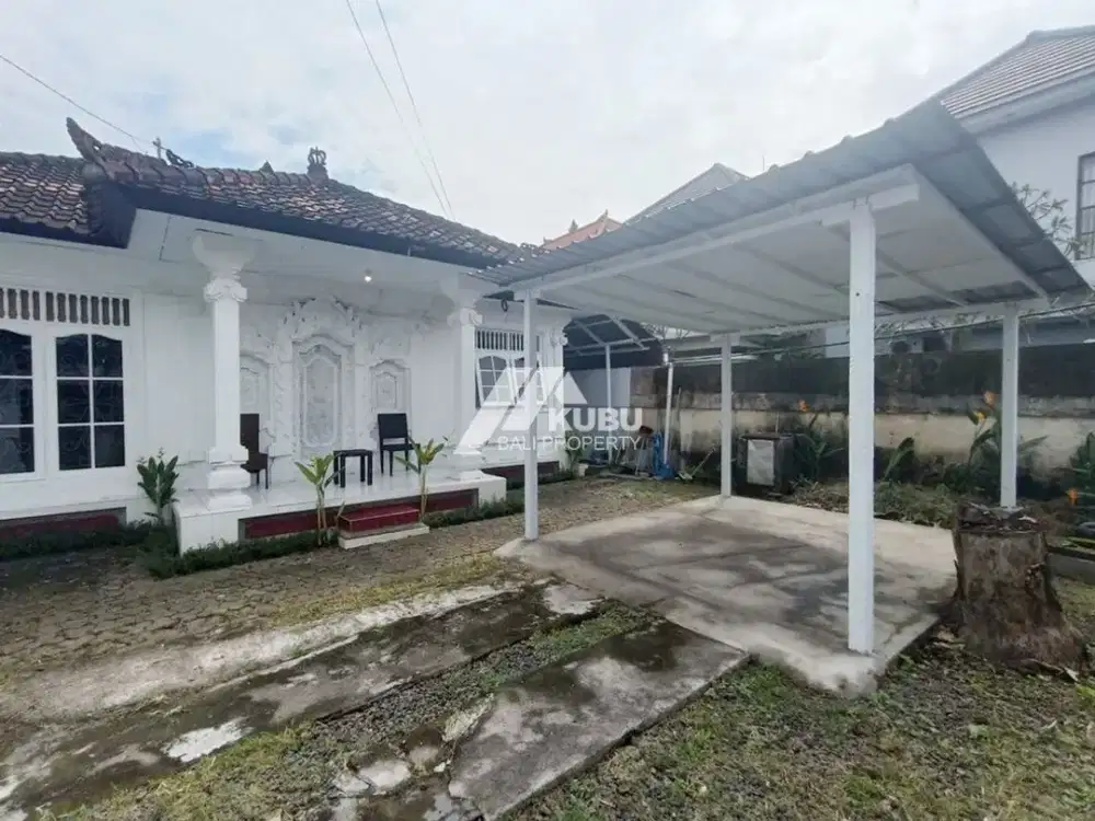 KBP1502 Simple House with Balinese Design has 2 bedroom .