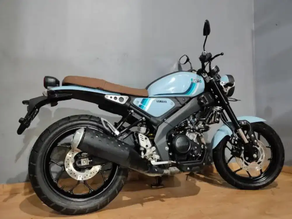 Yamaha XSR 155 – Tahun 2023 (Warna Biru)