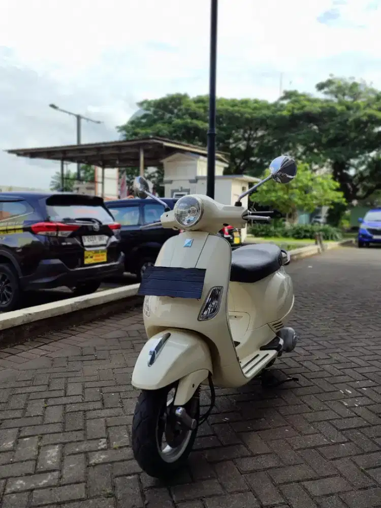 VESPA LX 150 2011 PAJAK PANJANG
