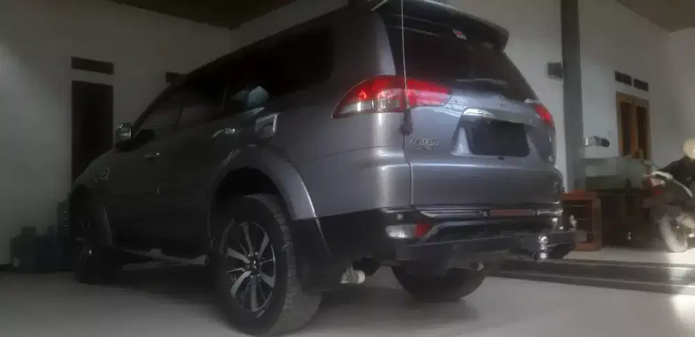 Mitsubishi pajero dakar