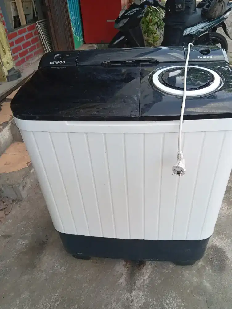Mesin cuci bekas Mer Denpo masih ory kap 9 kg