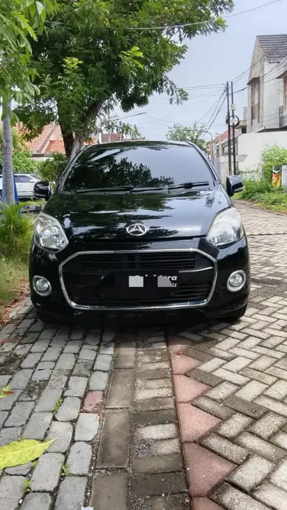 DAIHATSU AYLA 1,0 X MANUAL 2016  HITAM