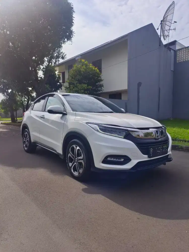 Honda HR-V SE 2021 CVT Putih