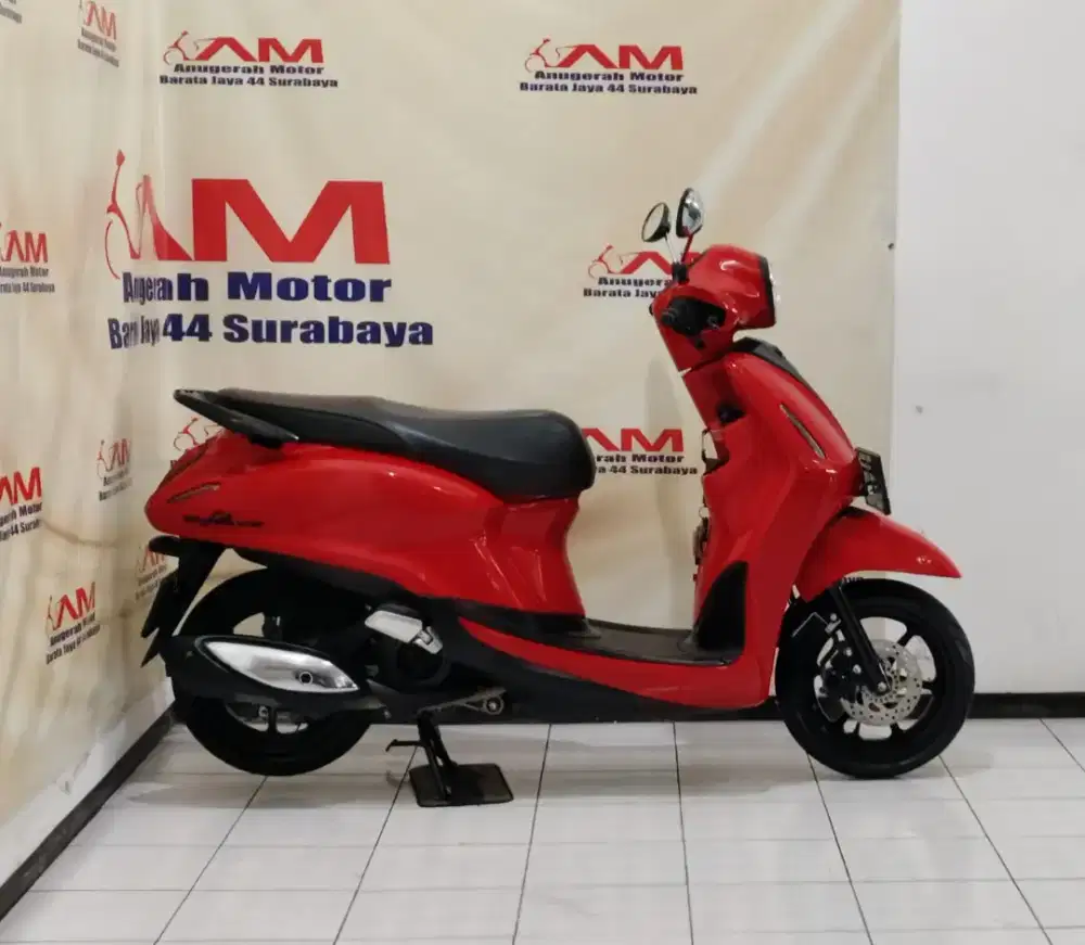Am Barata #Yamaha grand filano 125 tahun 2023 warna merah glossy