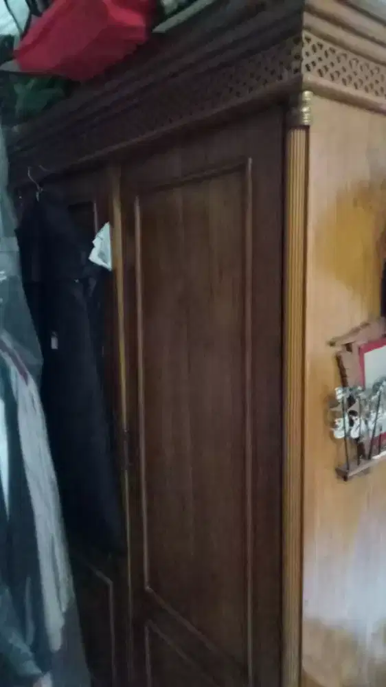 LEMARI PAKAIAN 2 PINTU JATI ASLI