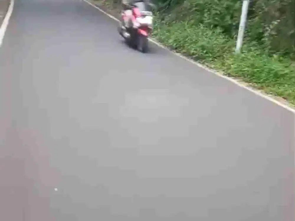 Dijual tanah strategis di Serpong, Tangsel, luas 1200 m2, lebar 33 meter, SHM