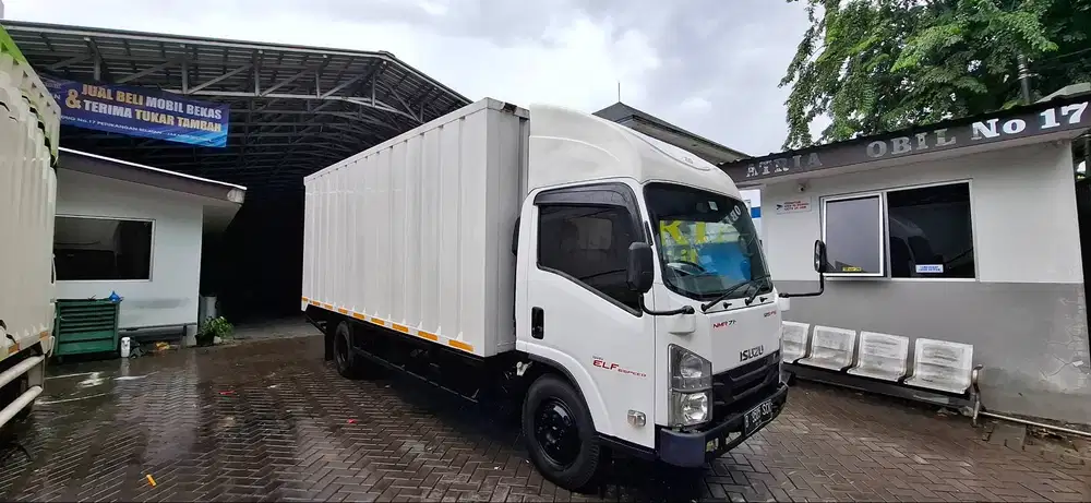 Isuzu Elf NMR 71 T SD Long 125PS 6R + Box Besi - 2021 - siap pakai