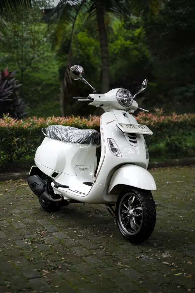 PIAGGIO VESPA LX 125 IGET FACELIFT 2023 MURAH BERGARANSI BISA KREDIT