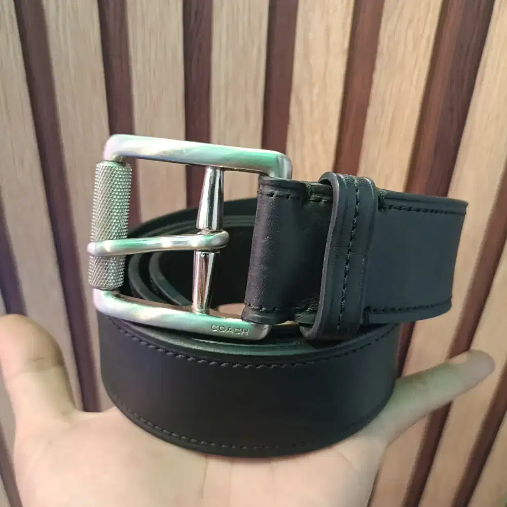 Belt pria coach authentic