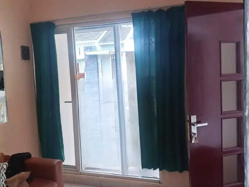 SEWA Rumah Cluster Murah Free Akses Danau BSB di Graha Taman Pelangi Semarang