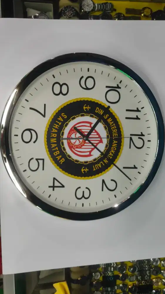 Terima jasa servis jam dinding, jam tangan, ganti batery pun bisa