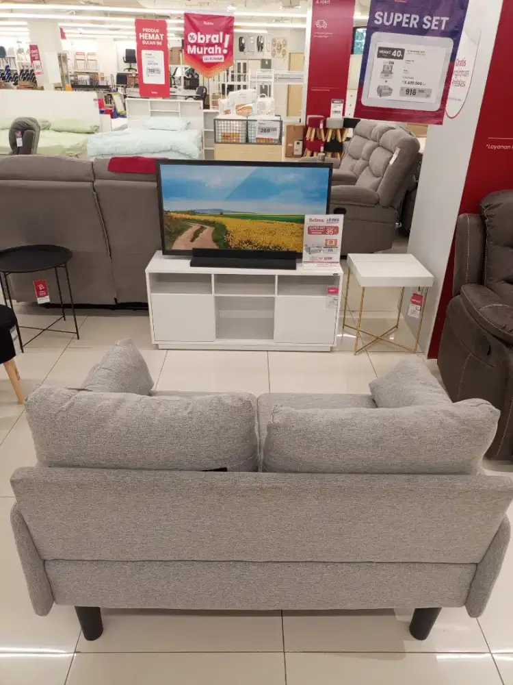 Set ruang tamu furnitronic