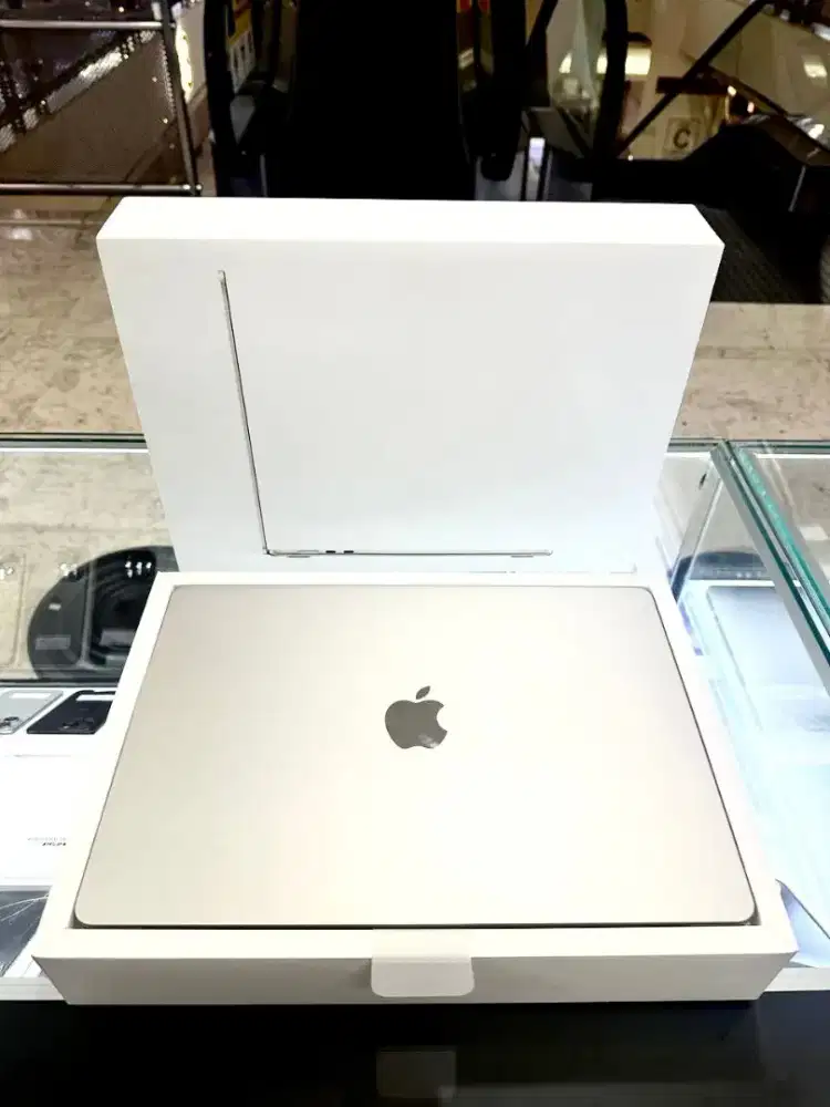 Macbook Air M2 15 - inch 2023 ID/A iBox Lengkap